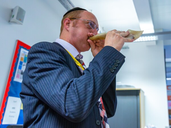 bb744ee4 84e4 40d2 932e 02621ebc41a0